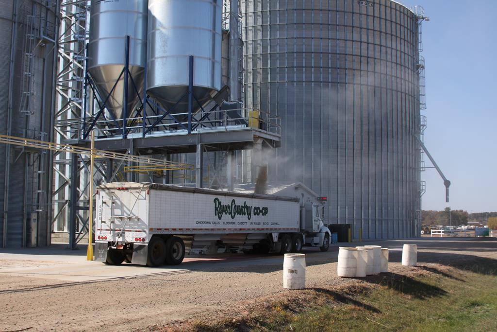 04 Grain Dump TS 053