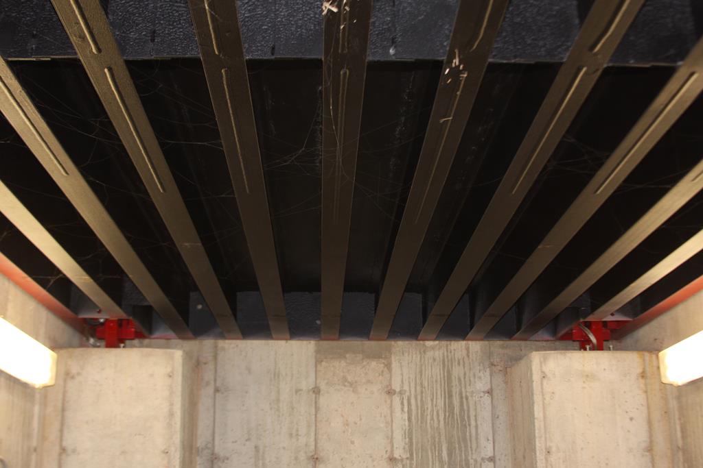 06 Grain Dump TS 075